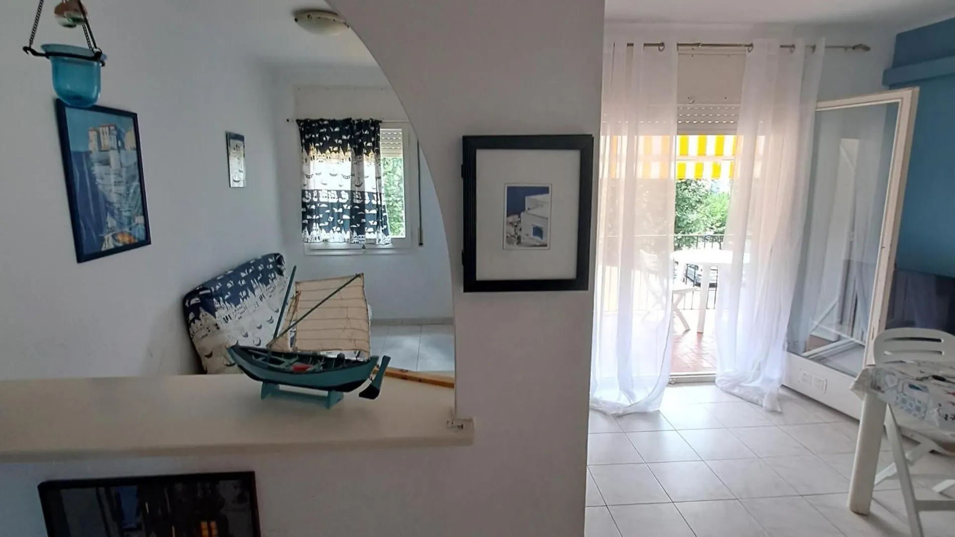 Appartamento Apartamento Centrico En Empuriabrava, A 600M De La Playa, Con Balcon Y Aire Acondicionado. - Es-228-188